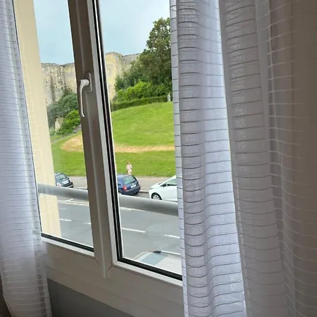Apartment Face Au Chateau , Hyper Centre Caen